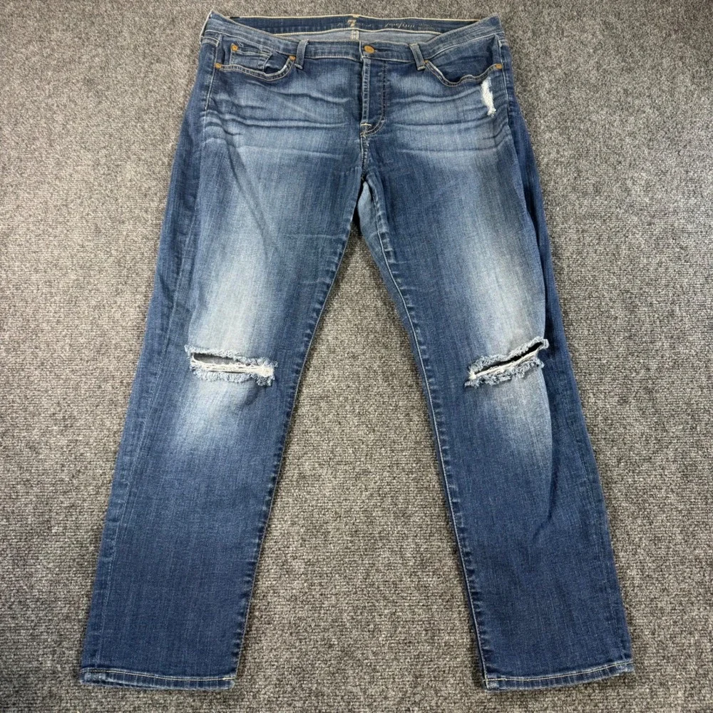 7 For All Mankind Josefina Skinny Boyfriend Distressed Jeans Size 32 Medium Wash
